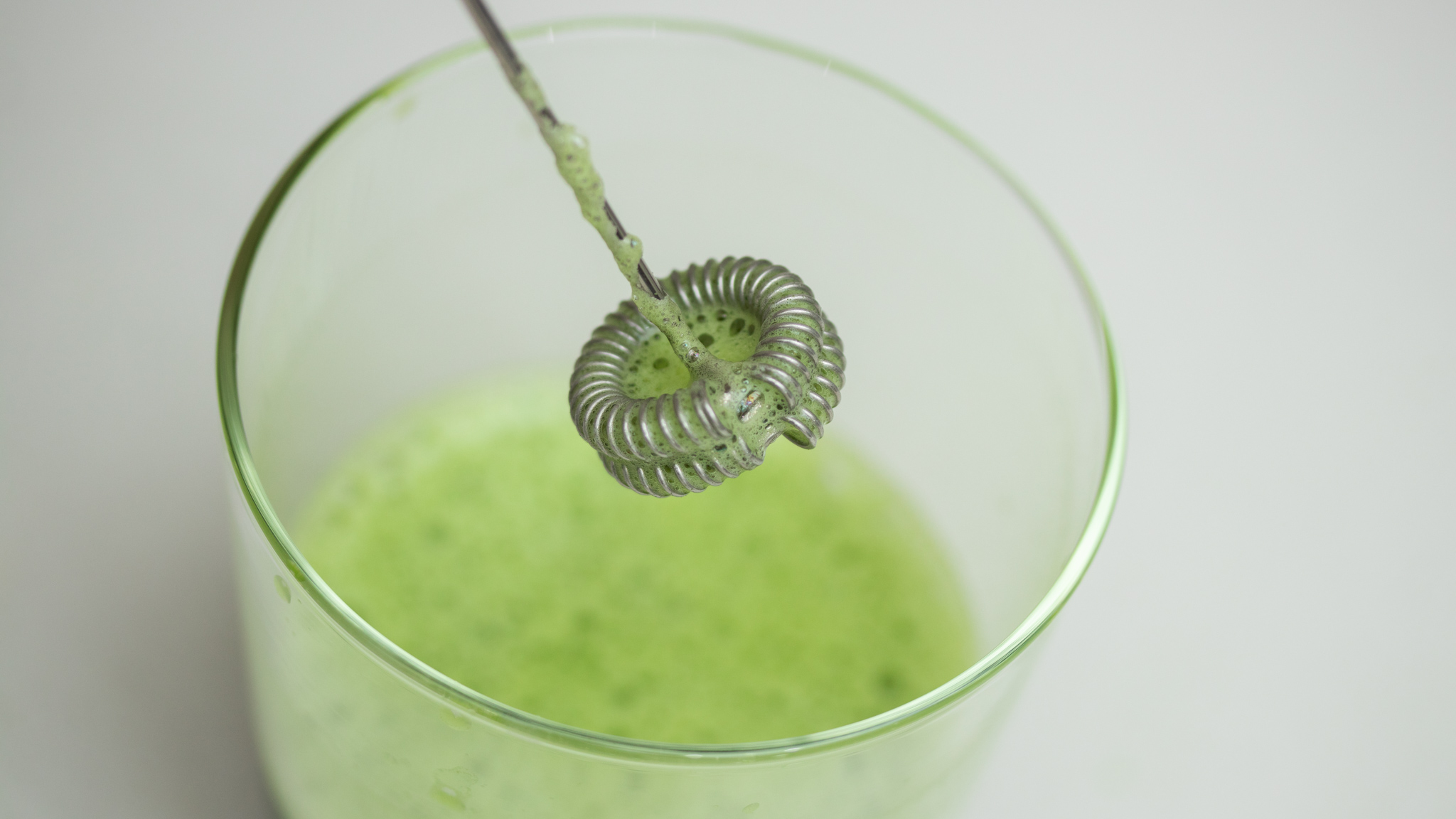 make matcha tea with electric frother